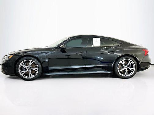 2023 Audi e-tron GT Premium Plus quattro