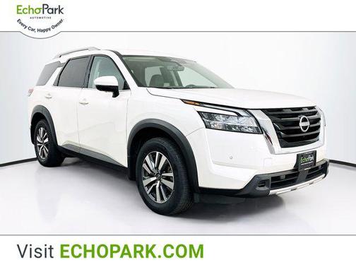 2024 Nissan Pathfinder SL 4WD