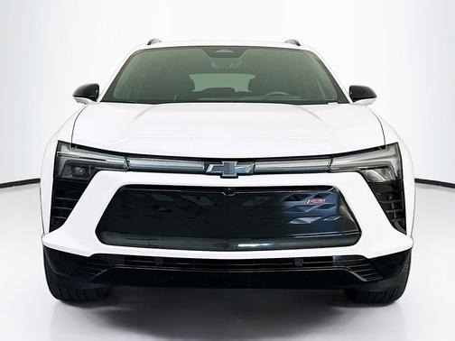 Summit White 2024 Chevrolet Blazer EV eAWD RS