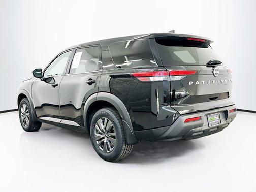 Super Black 2024 Nissan Pathfinder S 4WD