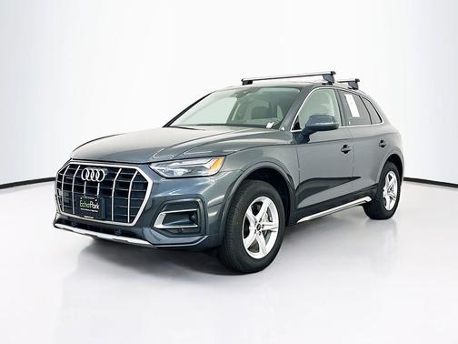 Manhattan Gray Metallic 2023 Audi Q5 40 Premium