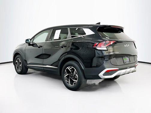 Ebony Black 2025 Kia Sportage LX
