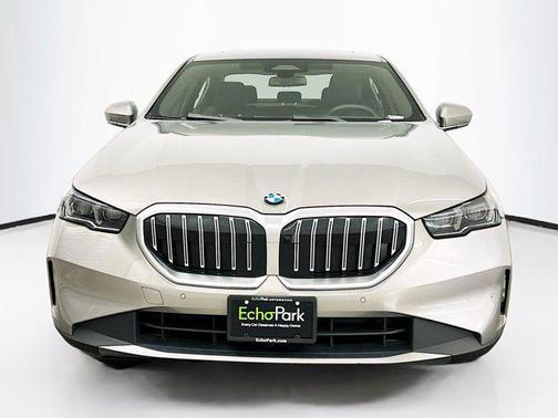 2024 BMW 530 i xDrive