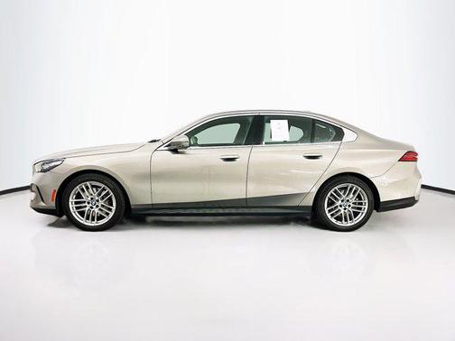 2024 BMW 530 i xDrive