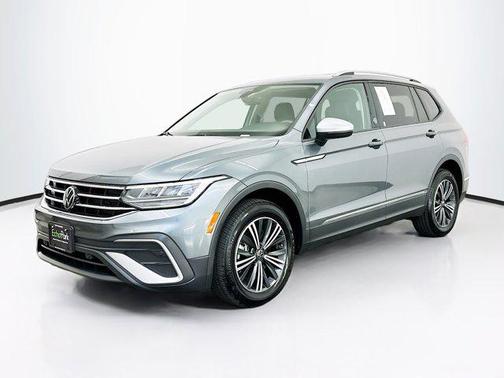 2024 Volkswagen Tiguan 2.0T Wolfsburg Edition