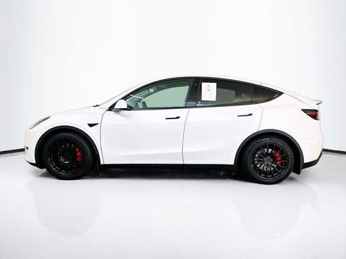 2022 Tesla Model Y Performance Dual Motor All-Wheel Drive
