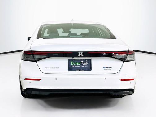 Platinum White Pearl 2023 Honda Accord Hybrid Touring
