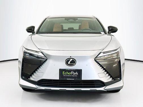2023 Lexus RZ 450e Luxury