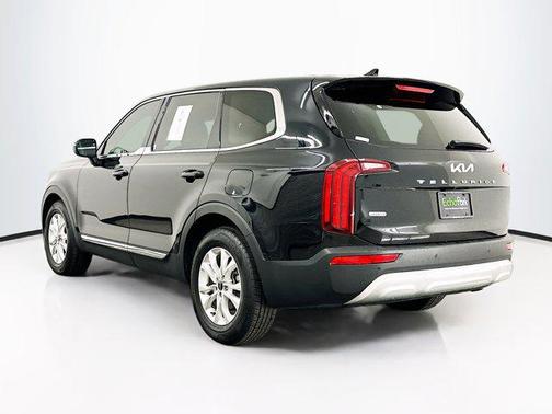 2022 Kia Telluride LX