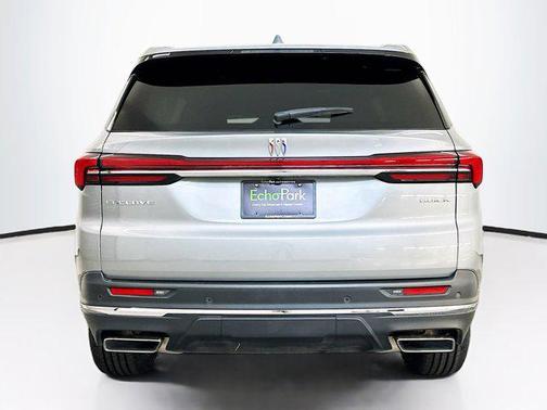 2025 Buick Enclave Preferred FWD