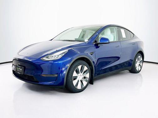 2022 Tesla Model Y Long Range Dual Motor All-Wheel Drive
