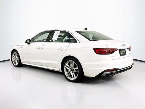 2022 Audi A4 45 S line Premium Plus