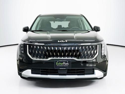 Aurora Black Pearl 2026 Kia Carnival LXS