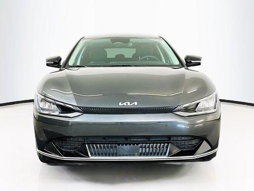2024 Kia EV6 Wind