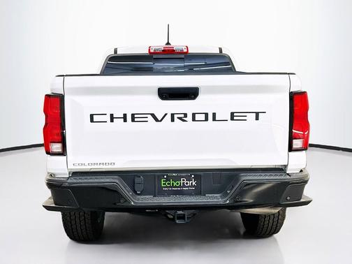 Summit White 2025 Chevrolet Colorado Z71