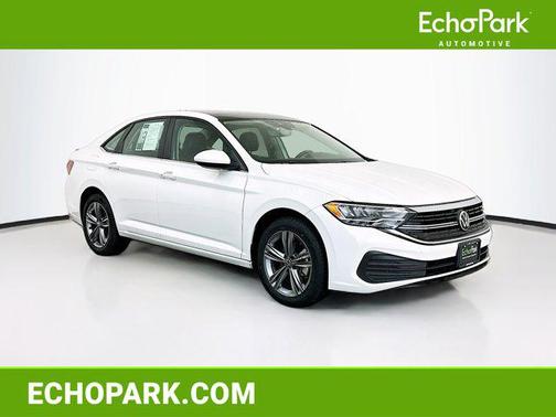 Opal White Pearl 2024 Volkswagen Jetta 1.5T SE