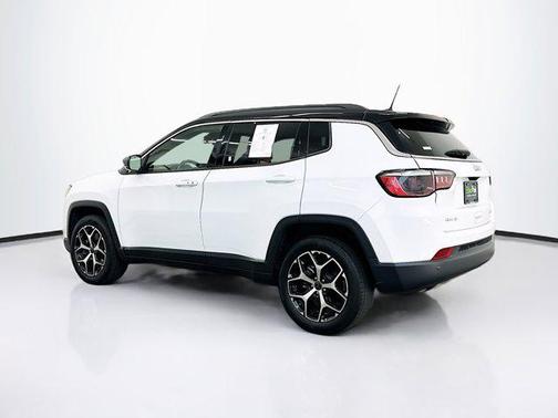 Bright White Clearcoat 2025 Jeep Compass Limited