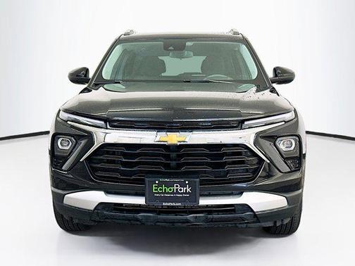 Mosaic Black Metallic 2024 Chevrolet Trailblazer LT