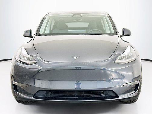 2024 Tesla Model Y Long Range Dual Motor All-Wheel Drive