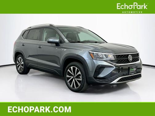 Platinum Gray Metallic 2023 Volkswagen Taos 1.5T SE