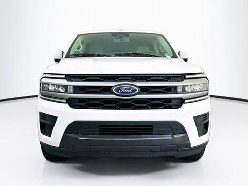 Oxford White 2024 Ford Expedition Max XLT