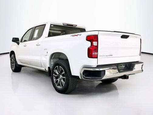Summit White 2023 Chevrolet Silverado 1500 LT