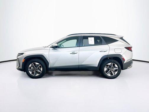 Shimmering Silver 2025 Hyundai TUCSON SEL