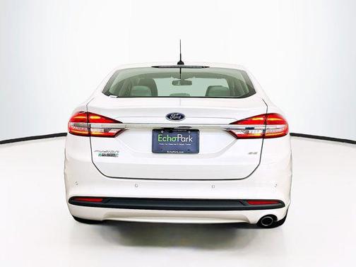 2017 Ford Fusion Energi SE Luxury