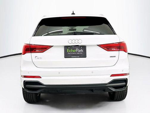 2024 Audi Q3 Premium 45 TFSI S line quattro Tiptronic