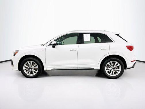 2024 Audi Q3 Premium 45 TFSI S line quattro Tiptronic