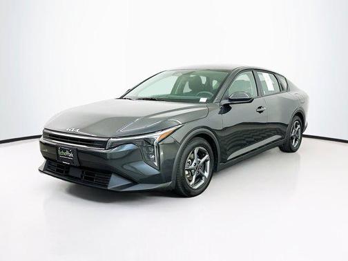 Interstellar Gray 2025 Kia K4 LXS