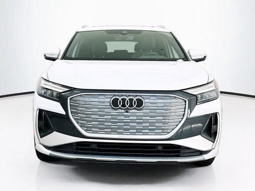 Glacier White Metallic 2024 Audi Q4 e-tron Premium 55 quattro