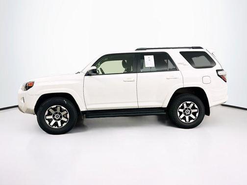 2024 Toyota 4Runner TRD Off Road