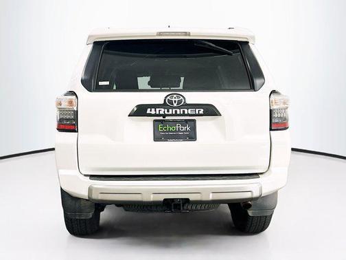 2024 Toyota 4Runner TRD Off Road