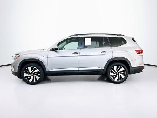 Platinum Gray Metallic 2025 Volkswagen Atlas 2.0T SE w/Technology 4MOTION