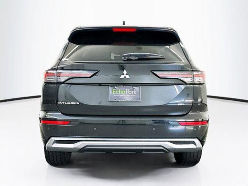 Black Diamond 2025 Mitsubishi Outlander SEL 2.5 S-AWC