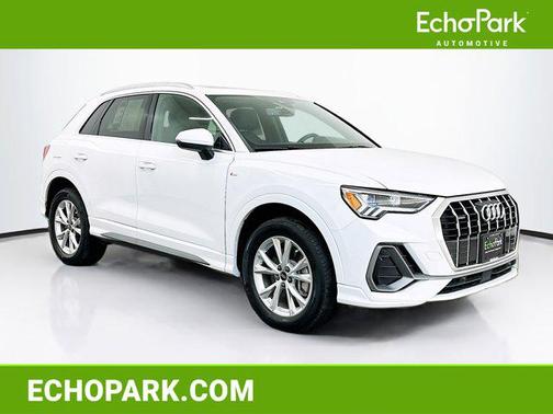 2024 Audi Q3 Premium 45 TFSI S line quattro Tiptronic