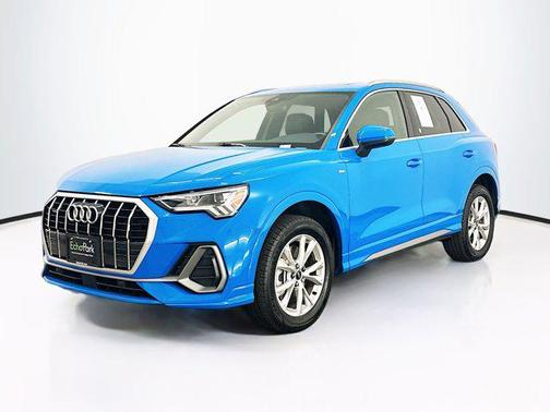 2023 Audi Q3 Premium 45 TFSI S line quattro Tiptronic