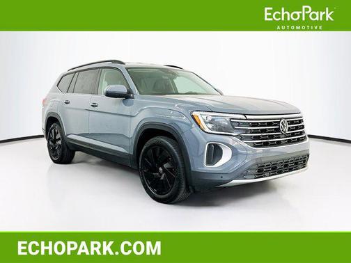 2025 Volkswagen Atlas 2.0T SE w/Technology 4MOTION