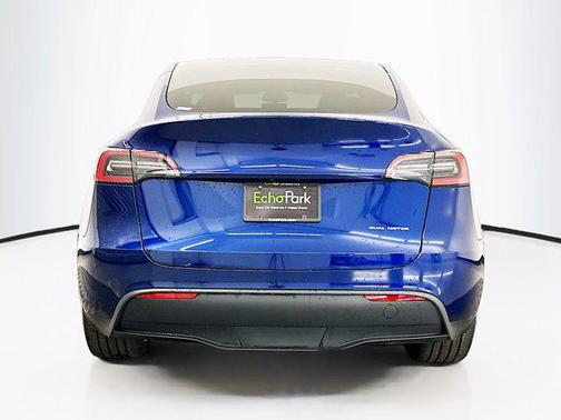2024 Tesla Model Y Long Range Dual Motor All-Wheel Drive