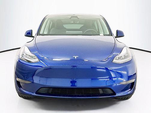 2024 Tesla Model Y Long Range Dual Motor All-Wheel Drive