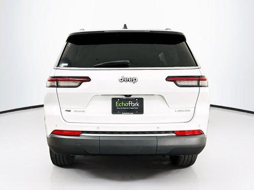 2022 Jeep Grand Cherokee L Laredo