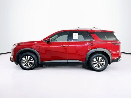 Scarlet Ember Tintcoat 2023 Nissan Pathfinder SL 4WD