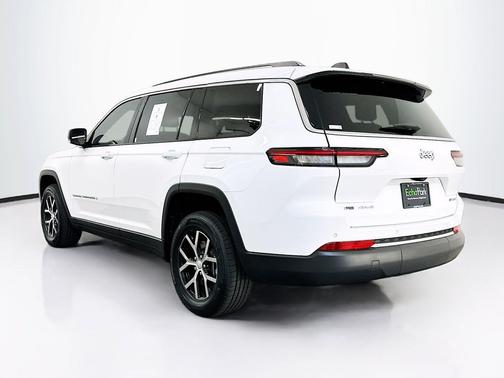 Bright White Clearcoat 2023 Jeep Grand Cherokee L Limited