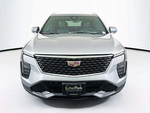 Argent Silver Metallic 2024 Cadillac XT4 Premium Luxury