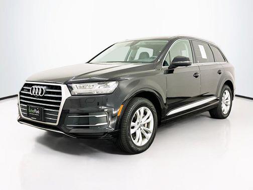 2019 Audi Q7 45 Premium Plus