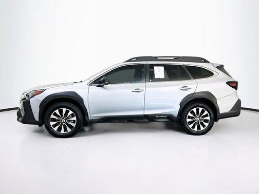 Ice Silver Metallic 2023 Subaru Outback Limited XT