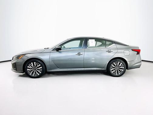 Gun Metallic 2025 Nissan Altima SV FWD