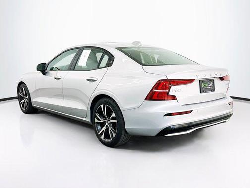 2025 Volvo S60 B5 Core