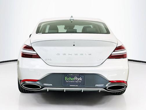 Vatna Gray 2025 Genesis G70 2.5T AWD